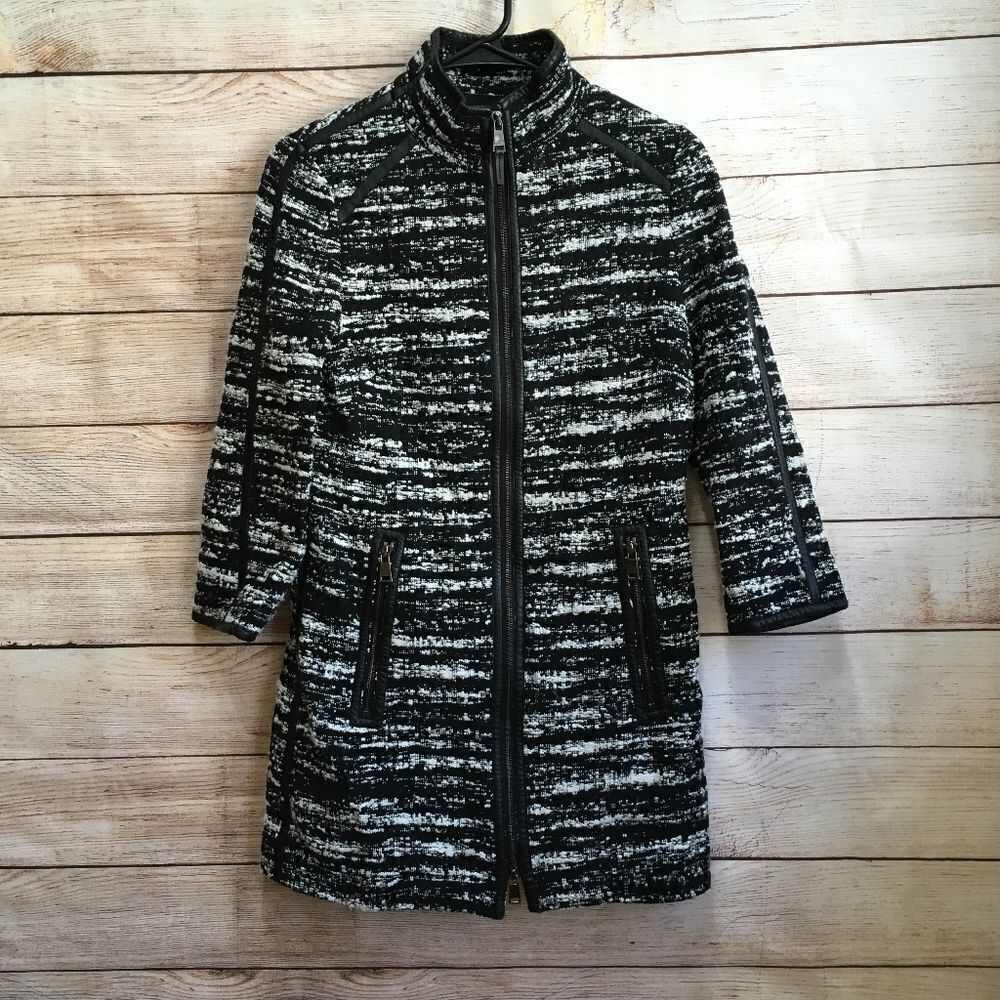 CARLISLE ZIP FRONT JACKET IN BLACK AND WHITE WITH BLACK LEATHER TRIM